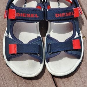 Boys sandals size 13